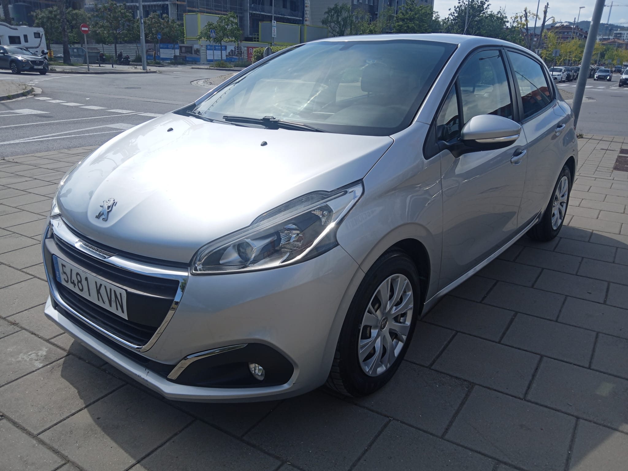 PEUGEOT 208 12cc 82CV
