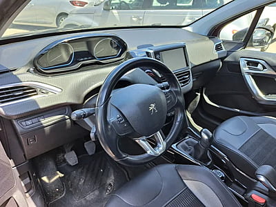 PEUGEOT 2008 PEUGEOT 2008